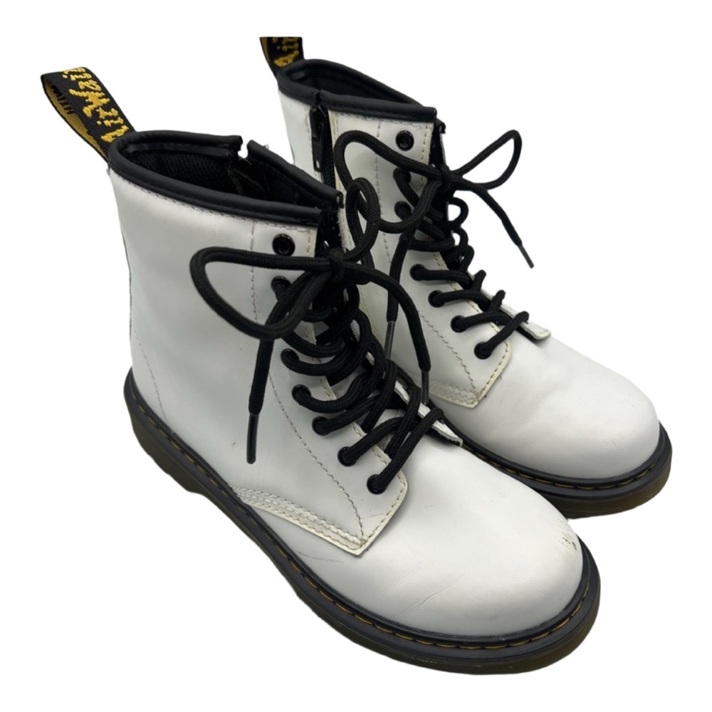 Dr. Martens Sz 3 White Leather‎ Boots